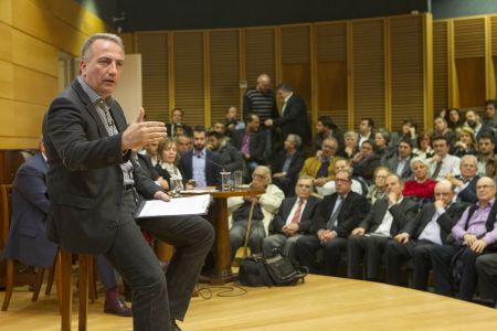 Στ.Καλαφάτης: Οι πολίτες συμμετέχουν στη γιορτή της Δημοκρατίας