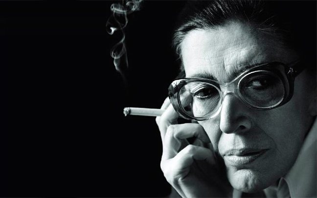 Κερδίστε 5 διπλές προσκλήσεις για την παράσταση «Η περιπλανώμενη ζωή μιας ρεμπέτισσας»