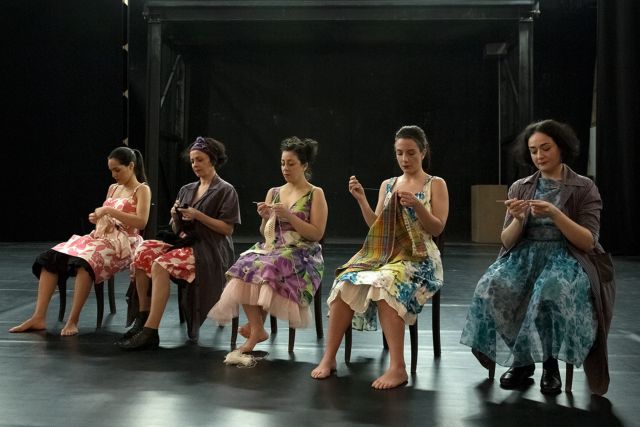 Η «Κοιλάδα των εκπλήξεων» στο Δημοτικό Θέατρο Πειραιά