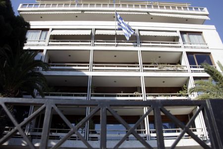 Πόλεμος Μητσοτάκη – Ραγκούση για την αξιολόγηση των δημοσίων υπαλλήλων