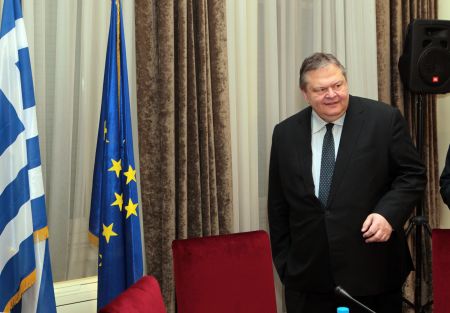 Βενιζέλος:Η συμφωνία ανοίγει το δρόμο για την έξοδο από την κρίση