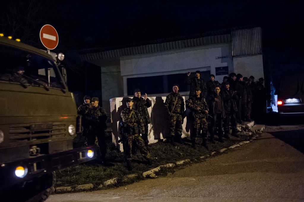 Φιλορώσοι εισέβαλαν στην ναυτική βάση της Σεβαστούπολης