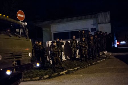 Φιλορώσοι εισέβαλαν στην ναυτική βάση της Σεβαστούπολης