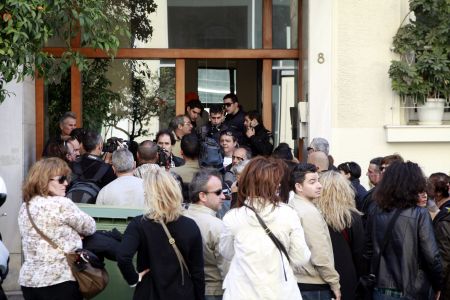 Επανασυστήνονται 2.413 θέσεις για απολυμένους και «διαθέσιμους» εκπαιδευτικούς