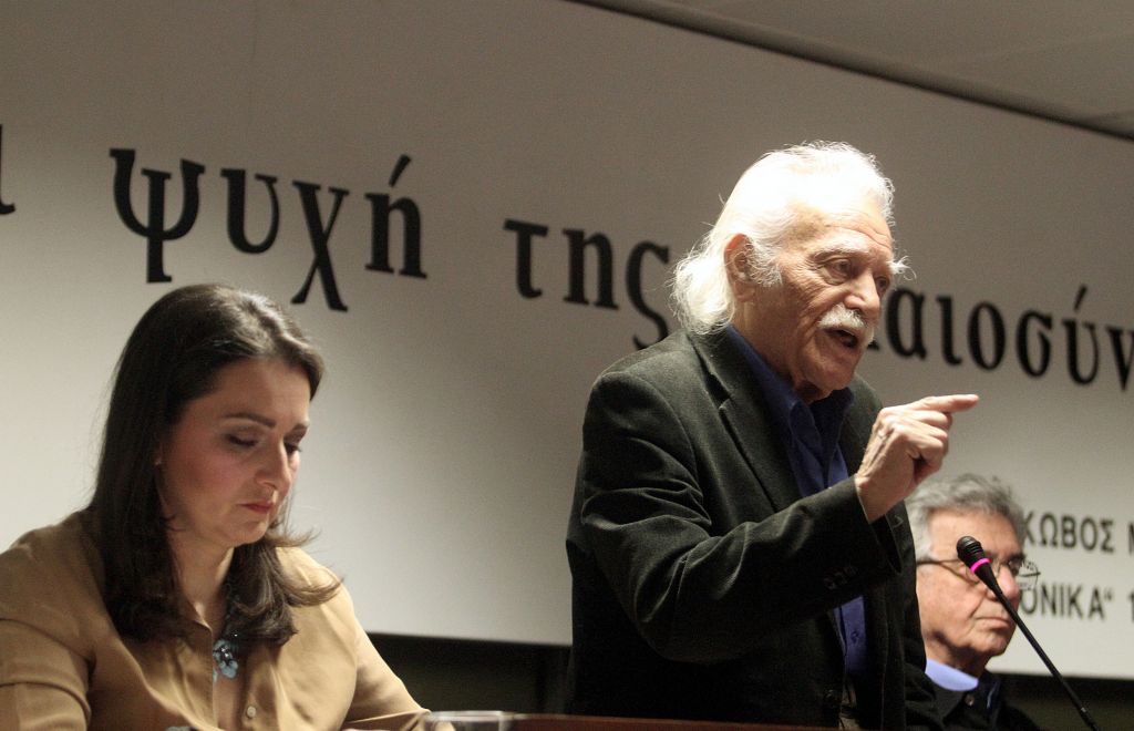 Μανώλης Γλέζος: «Να υπογραφεί συνθήκη ειρήνης με την Γερμανία»