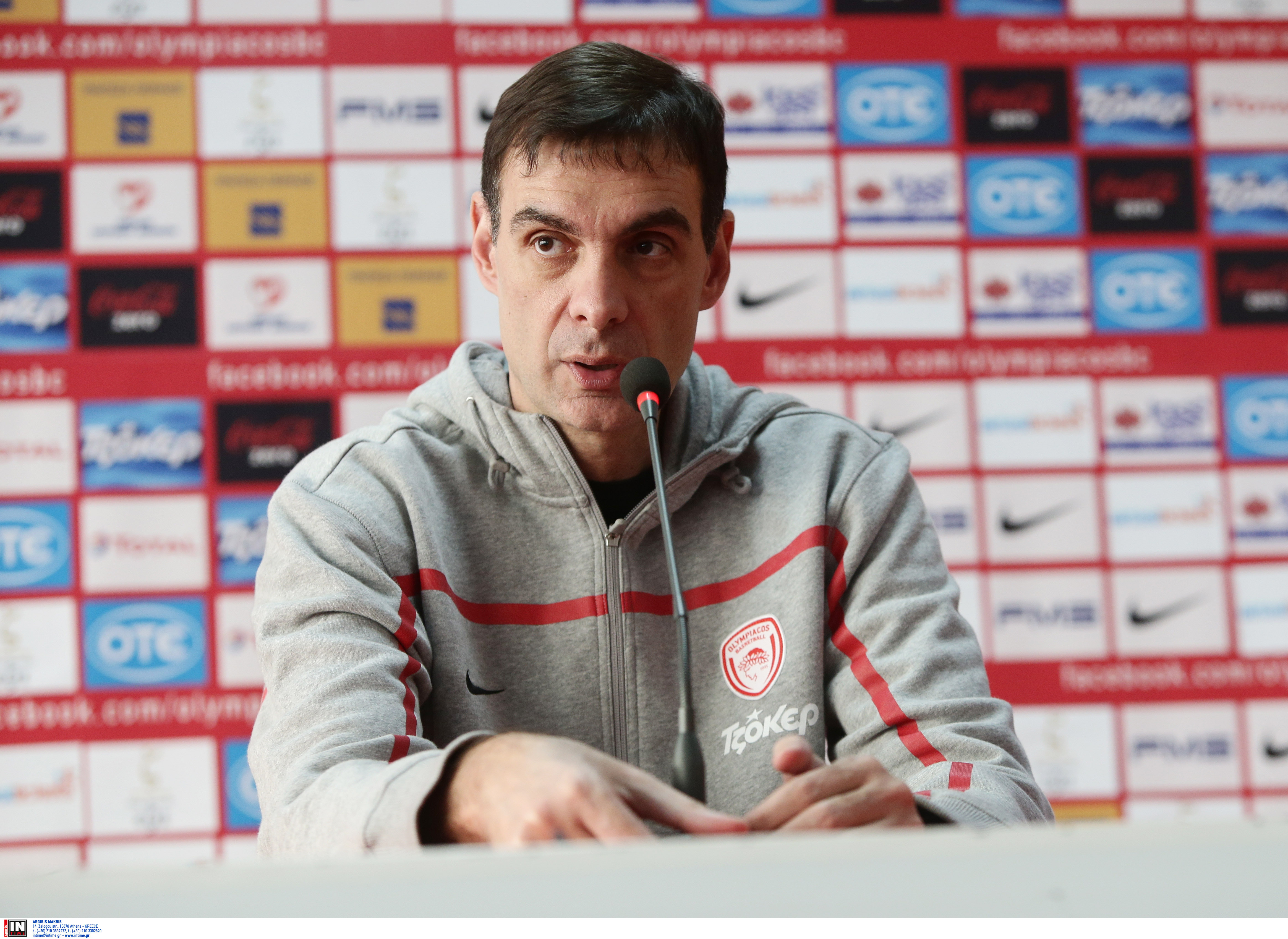 Μπαρτζώκας: «Παίζουμε στην Ευρωλίγκα με το πιστόλι στον κρόταφο»