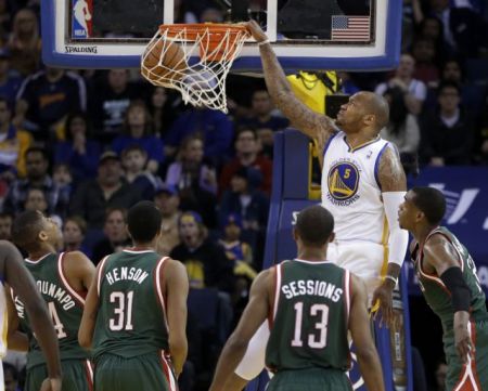 Ηττα των Μπακς, παρά τη νέα καλή εμφάνιση του Αντετοκούνμπο