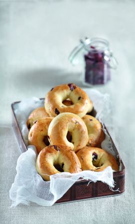 Κουλουράκια με άρωμα βανίλιας και κράνμπερις