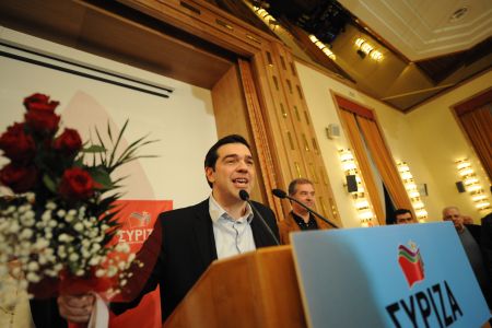 Τσίπρας: Η ακροδεξιά συνεργάζεται με το κατεστημένο