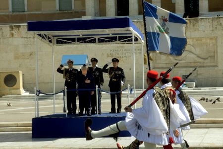 Κ. Παπούλιας: Η μάχη κατά των δανειστών θα είναι νικηφόρα