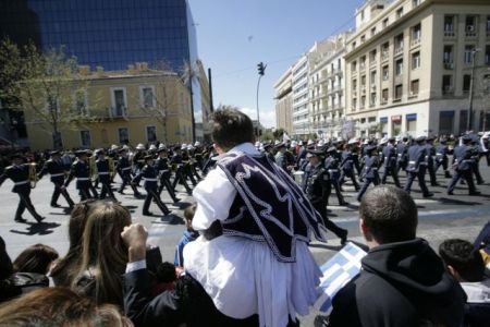 Κυκλοφοριακές ρυθμίσεις στην Αθήνα για τις παρελάσεις