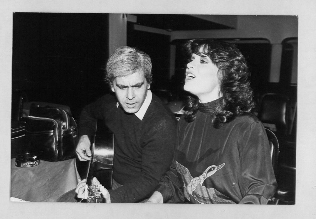 Music hall singer Lakis Pappas passes away, aged 76