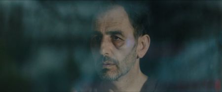 Ανθρωποι και σκουλήκια