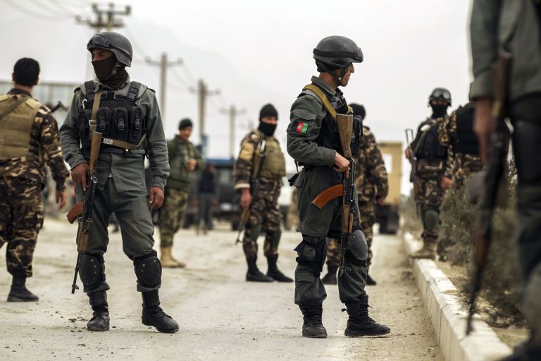 Ένοπλη επίθεση κατά της έδρας της Ανεξάρτητης Εκλογικής Επιτροπής στην Καμπούλ | tovima.gr