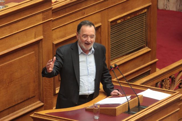 Λαφαζάνης: «Βαρύτατα εκτεθειμένος ο πρωθυπουργός»