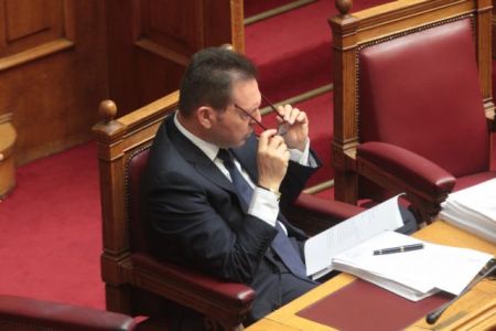 Στουρνάρας: Βγάλαμε την οικονομία από την κρίση