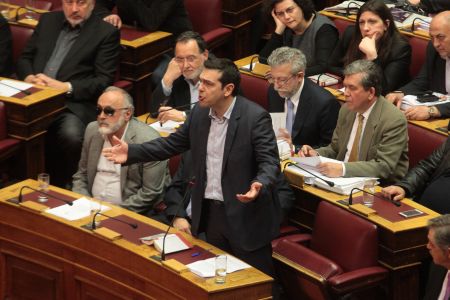 ΣΥΡΙΖΑ: «Άσφαιρες» προτάσεις δυσπιστίας και τακτικισμοί