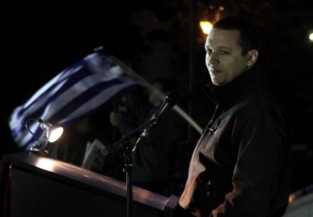 Ανάσταση στην εκκλησία της ΕΛ.ΑΣ έκανε ο Ηλ. Κασιδιάρης