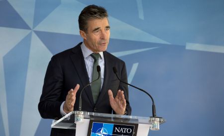 ΝΑΤΟ: Δεν επιβεβαιώνουμε απομάκρυνση ρωσικών στρατευμάτων