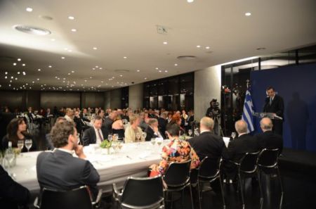 Samaras: “We have suffered, but the economy is starting to recover”