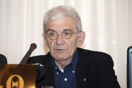 Τα απόρρητα ταξίδια των βουλευτών