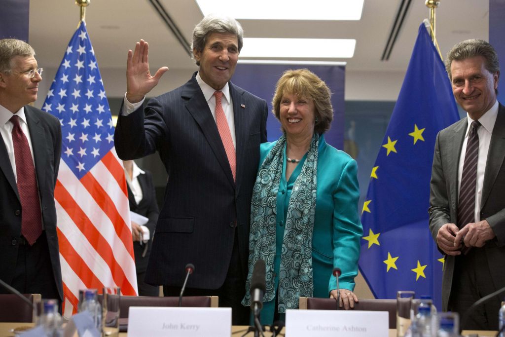 Στην Κούβα ο  Κέρι για την έπαρση της αμερικανικής σημαίας