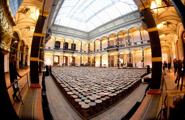 Ο Αϊ Γουέι Γουέι προκαλεί ταραχή