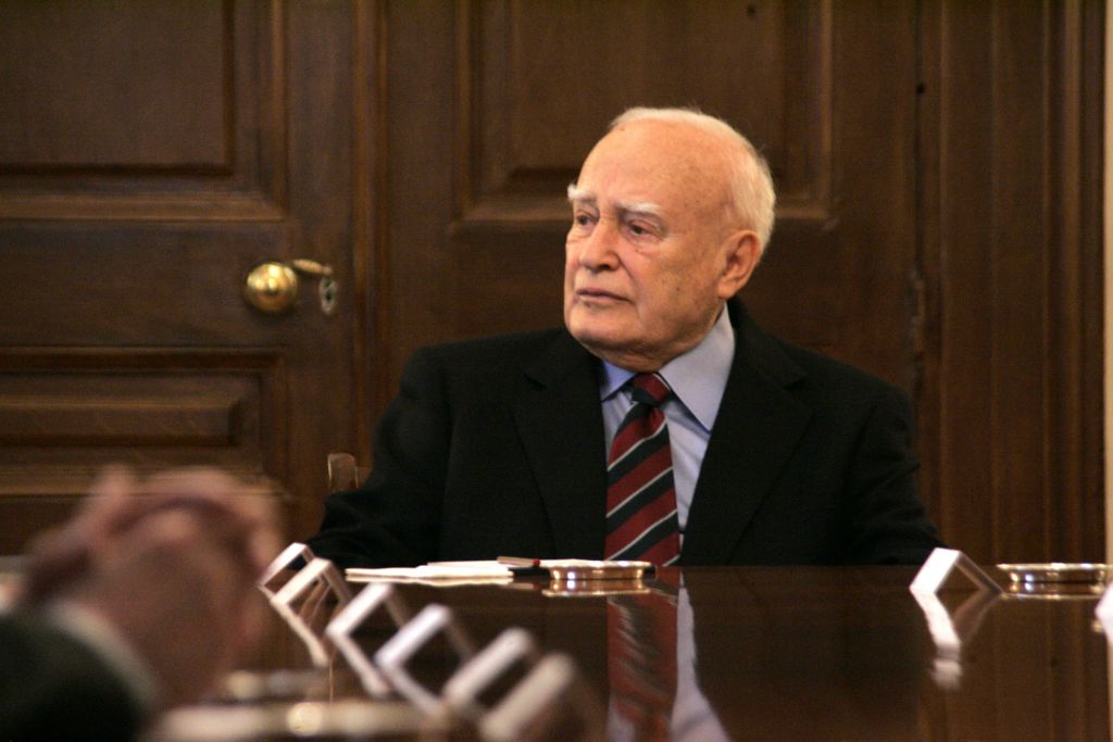 Παπούλιας: Η Δημοκρατία κατακτήθηκε, δεν μας χαρίστηκε