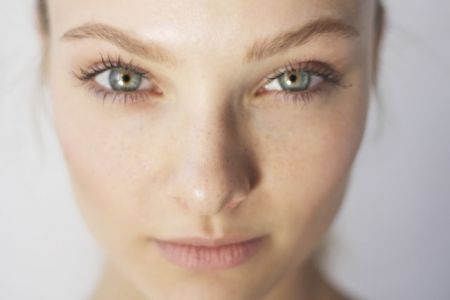 Λιγότερο μακιγιάζ, περισσότερες κατακτήσεις