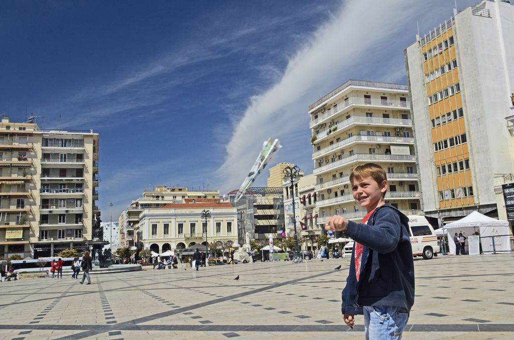 Ελεύθερος ο δημότης Πάτρας που κρατείτο για χρέος 50 ευρώ