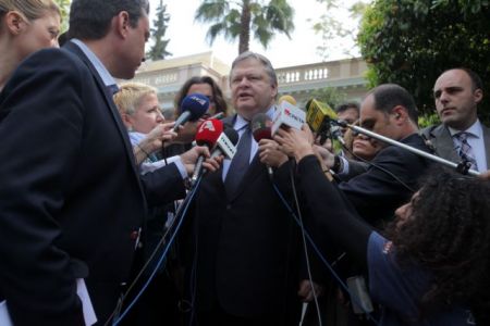 Ευ. Βενιζέλος: Εγγυητής της σταθερότητας αλλά…