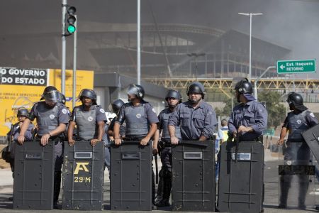 Βραζιλία: Πάνω από 120 άτομα όμηροι σε φυλακή