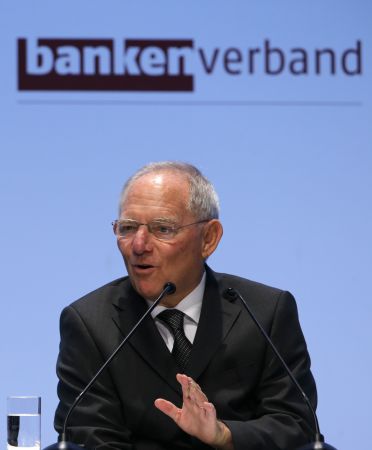 Deutsche Welle: Αντίθετος στο «Ταμείο Επενδύσεων» ο Σόιμπλε