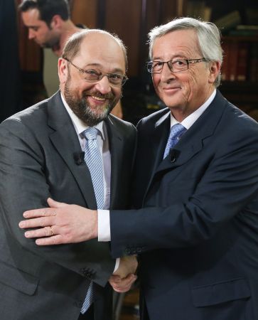 Σουλτς:  Καλεί τους αντιπάλους του Γιούνκερ να υποχωρήσουν