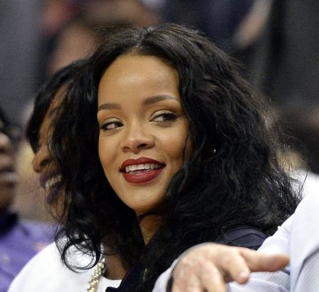 Σίβυλλα alert! Γιατί η Ριάνα είναι η νέα μούσα στον χώρο της μόδας;