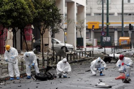 Government and opposition parties condemn car bomb attack