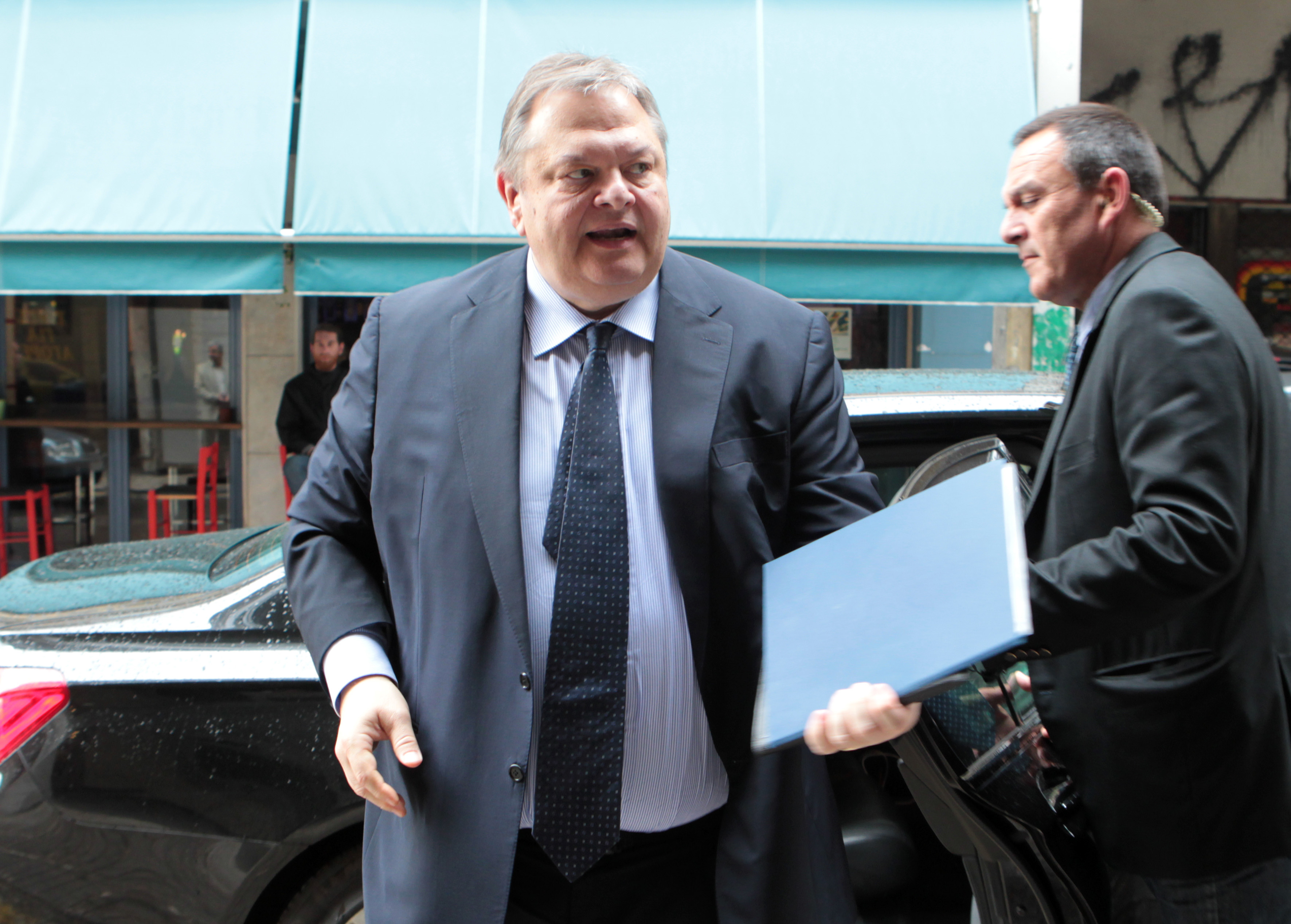 Συναντήσεις ΠαΣοΚ-κυβερνητικών στελεχών για ΕΝΦΙΑ-κόκκινα δάνεια