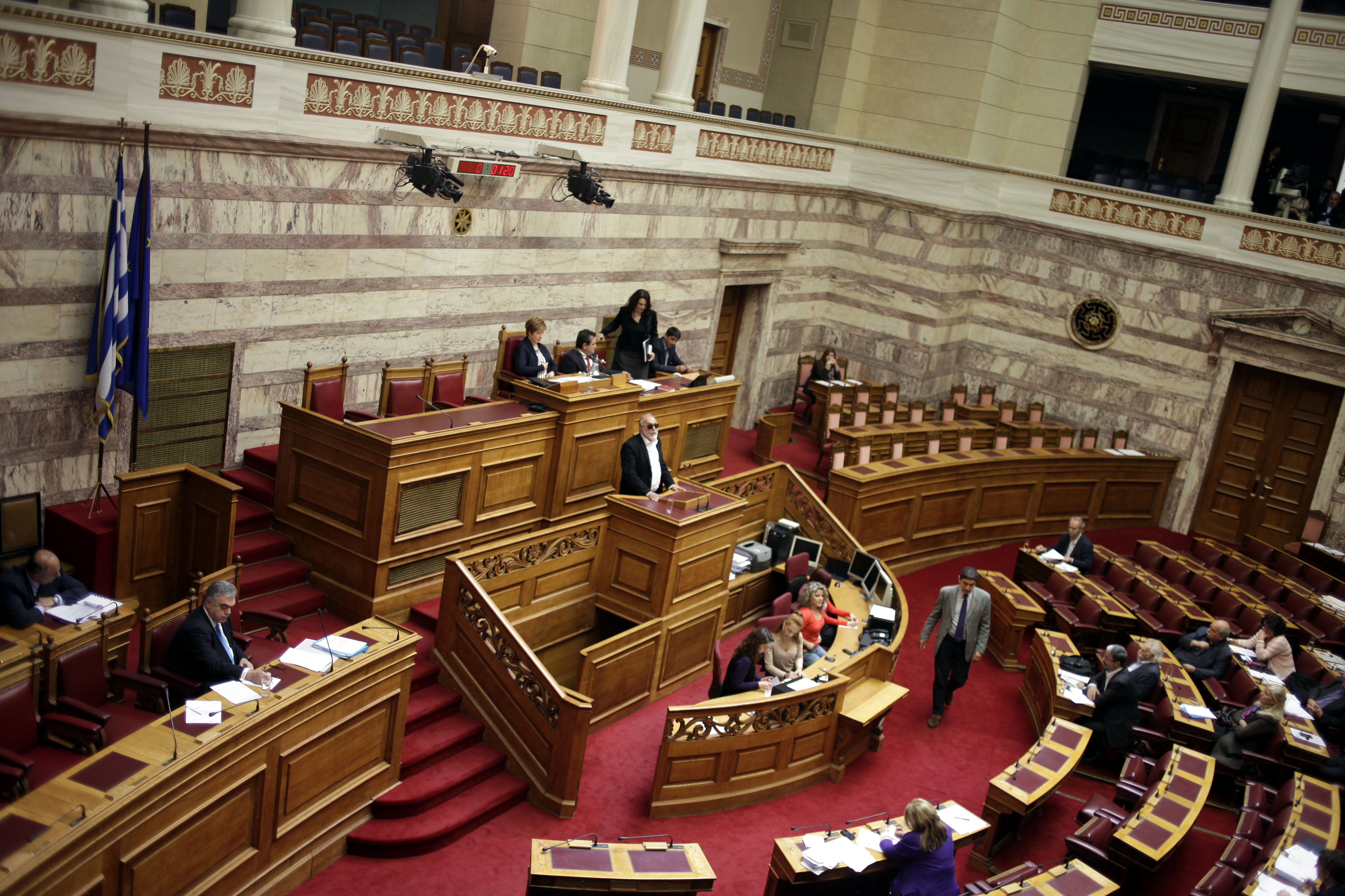 Βουλή: Τέσσερα νομοσχέδια προς ψήφιση πριν τις εκλογές