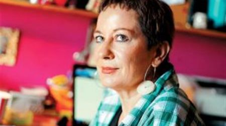 Η Λένα Διβάνη καλεσμένη στον Νίκο Θρασυβούλου και στο ένθετο «Σελίδες του Σαββατοκύριακου»