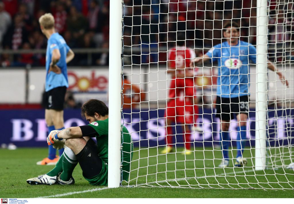 Οι «ομορφιές» της μπάλας στην αυλαία