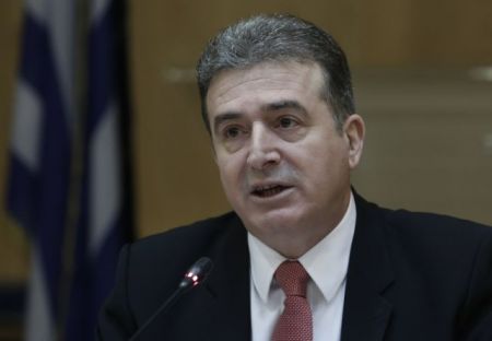 Χρυσοχοΐδης: Ζούμε έναν απίστευτο αριστερό και δεξιό αναχρονισμό