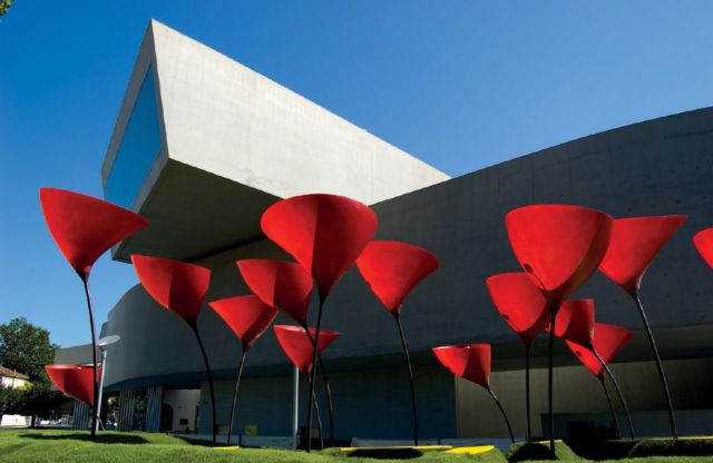 Εκθεση προς την ουτοπία της αρχιτεκτονικής