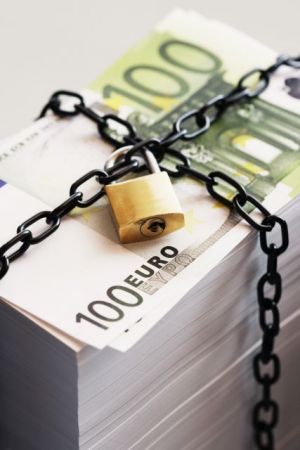 «Κλειδώνουν» οι δαπάνες του κράτους ως το 2018