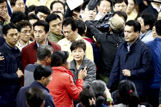 Επίθεση συγγενών αγνοουμένων στον νοτιοκορεάτη πρωθυπουργό