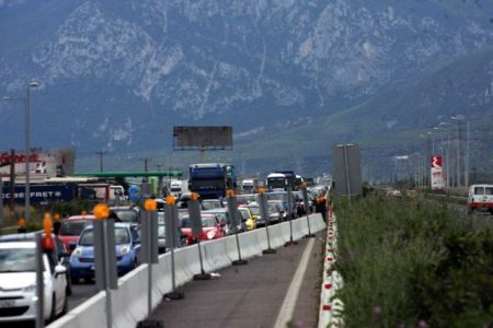 Μέτρα της Τροχαίας για την επιστροφή των εκδρομέων του Πάσχα