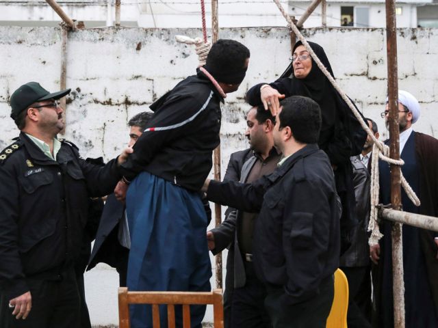 Διεθνής έκκληση να αποτραπεί η εκτέλεση 21χρονης Ιρανής