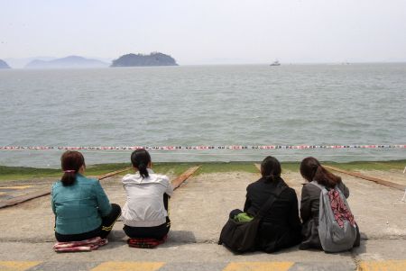 Ν.Κορέα: Στους 113 οι νεκροί του ναυαγίου – Νέες συλλήψεις μελών του πληρώματος