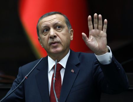 Φορτηγά της τουρκικής ΜΙΤ με όπλα για τους Τζιχαντιστές