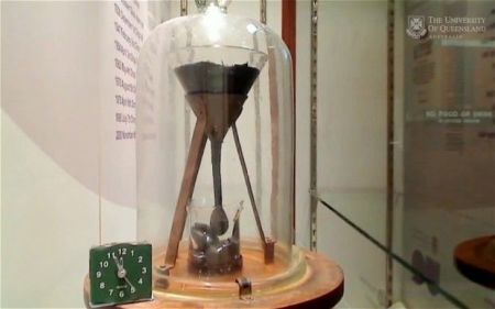 Στιγμή κορύφωσης για το μακροβιότερο εργαστηριακό πείραμα