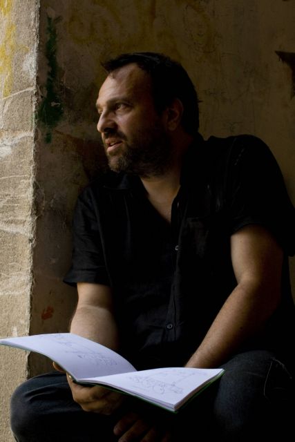 Ζάφος Ξαγοράρης: Ο καλλιτέχνης οφείλει να επικοινωνεί με την πραγματικότητα